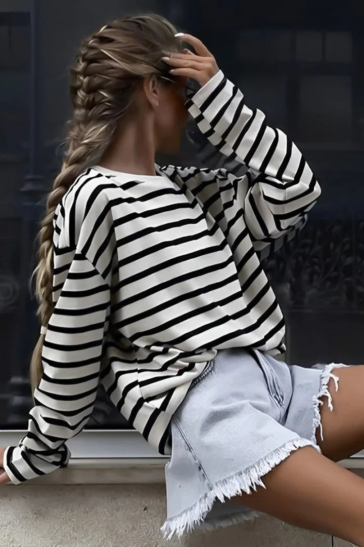 Sophisticated Blouse with a Clean Classic Look
