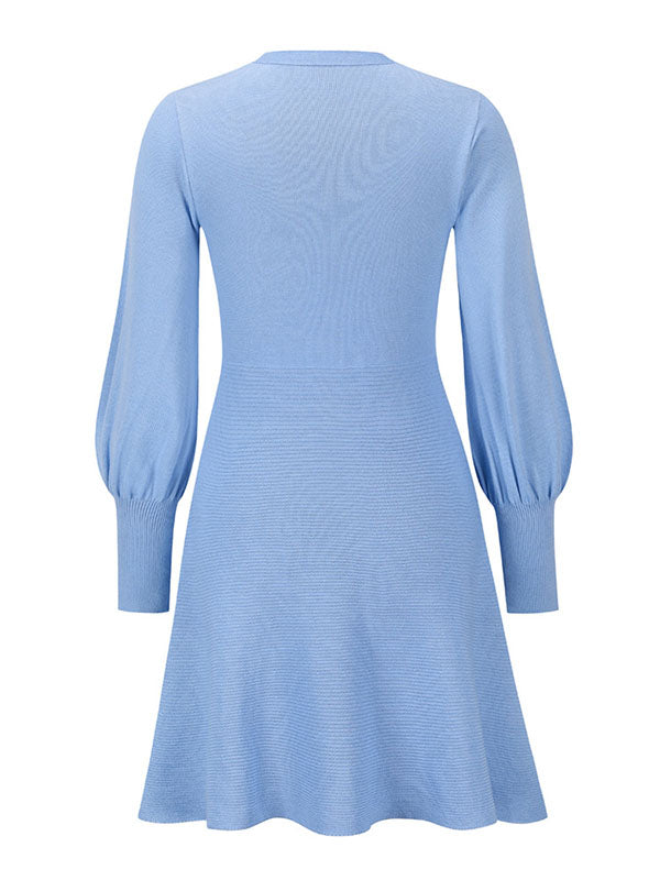 Classic Vintage Sweater with a Flattering Fit
