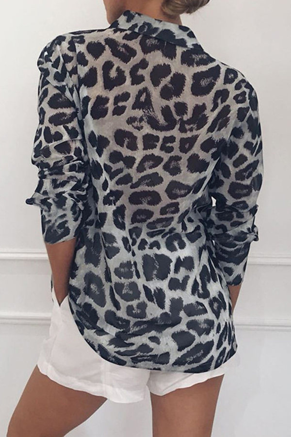 Beautifully Crafted Top in a Classic Style