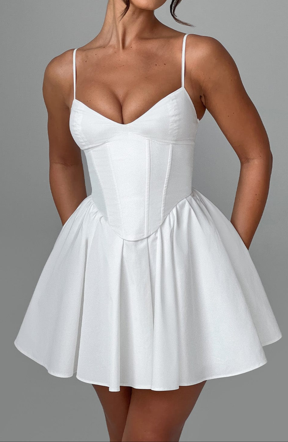 Gracefully Styled Dress for Any Occasion