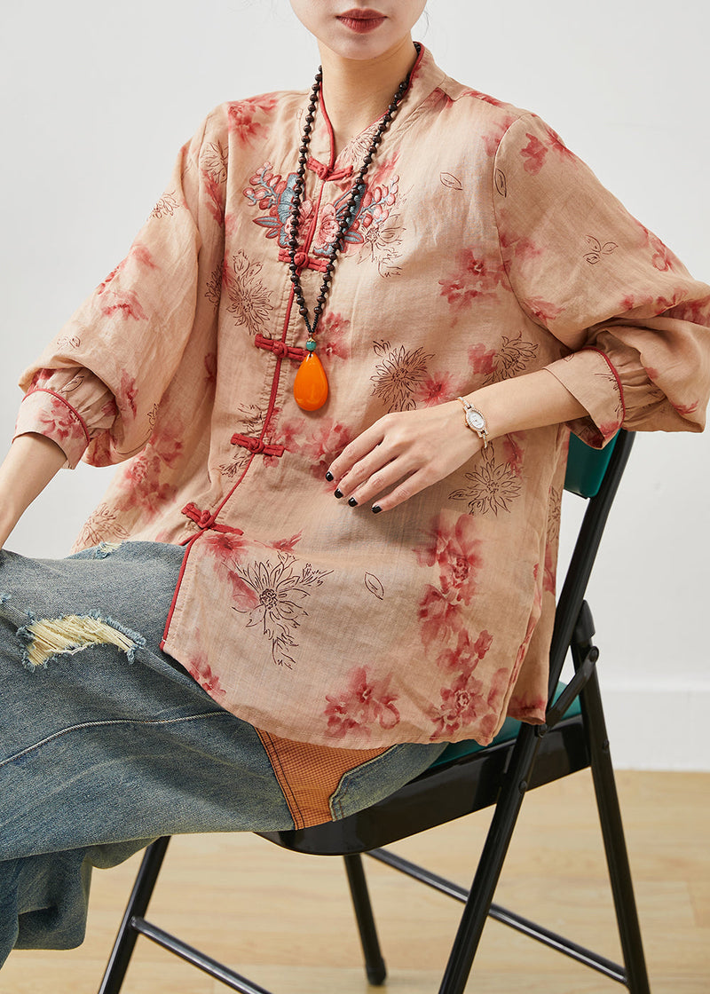 Sophisticated Blouse with a Clean Classic Look