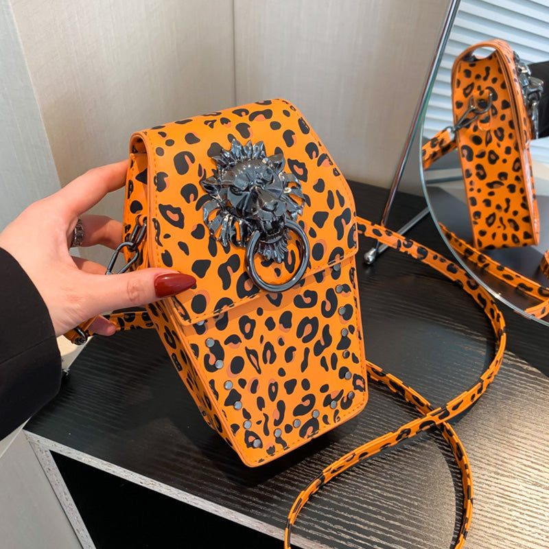 Elegantly Styled Bag for Everyday Wear