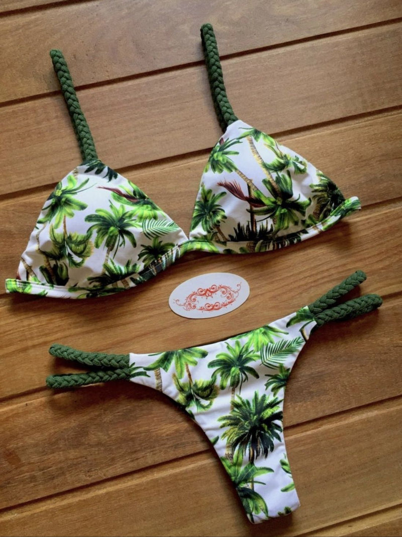 Classic Vintage Bikini with a Flattering Fit