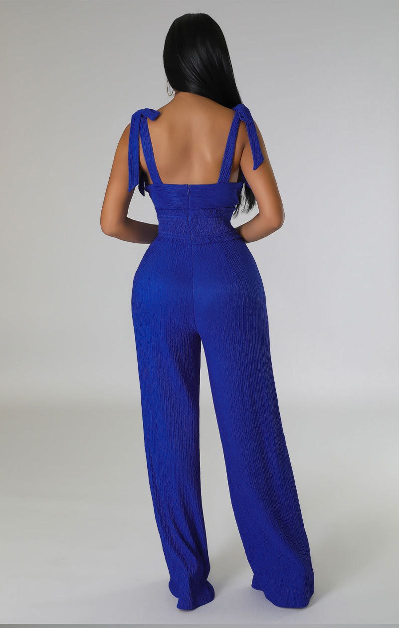 Effortlessly Elegant Pants with a Timeless Design