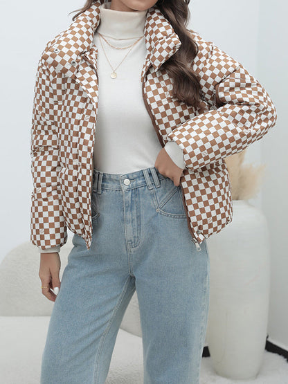 Beautifully Finished Coat in a Timeless Design