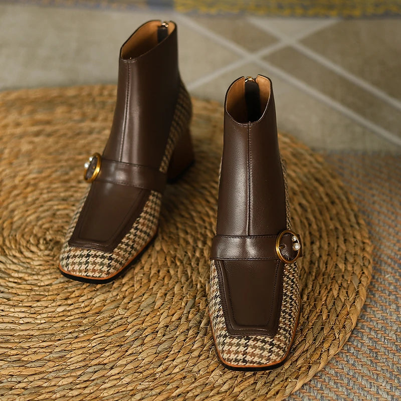 Elegantly Styled Boots for Everyday Wear