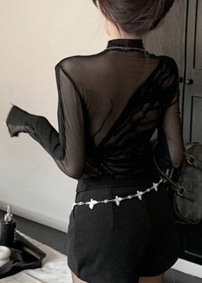 Effortlessly Elegant Shirt with a Timeless Design
