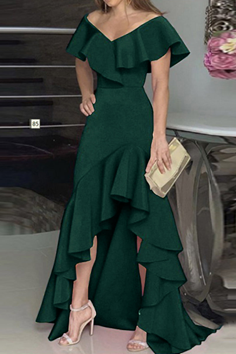 Beautifully Finished Dress in a Timeless Design