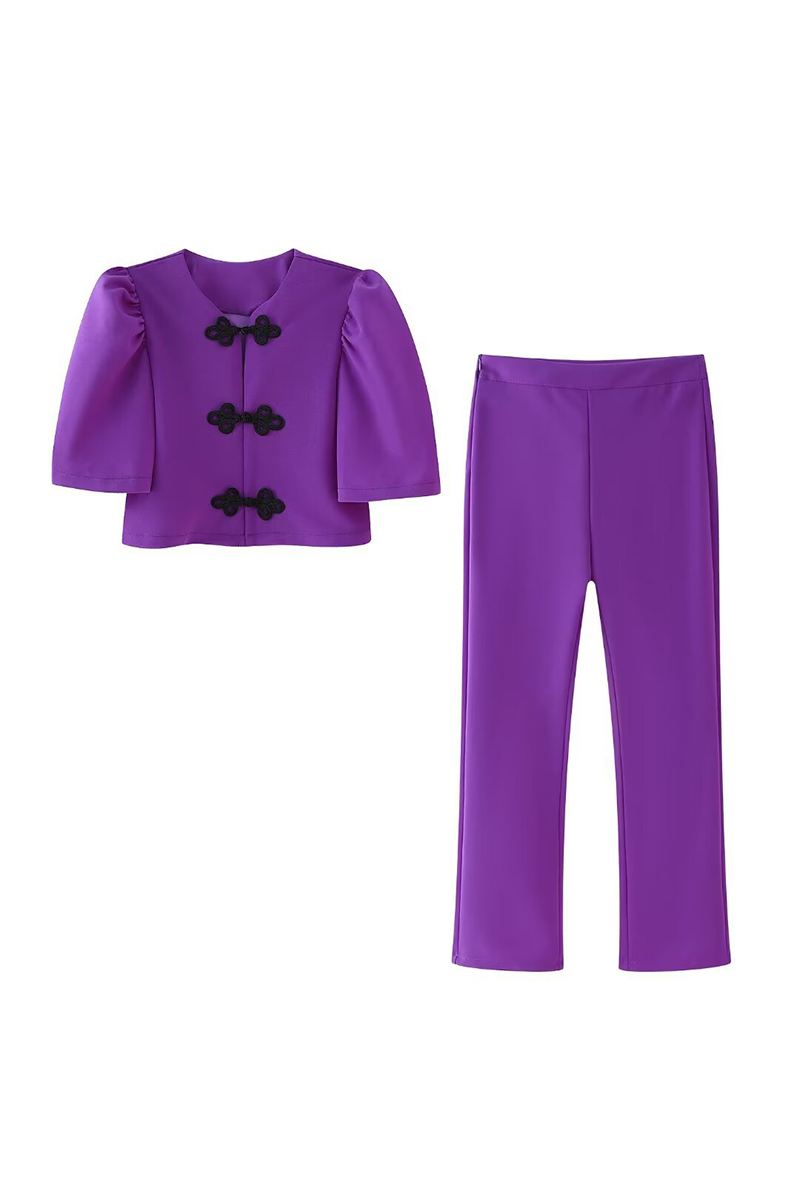 Sophisticated Garment with a Clean Classic Look