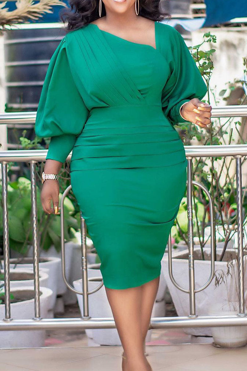 Classic Vintage Dress with a Flattering Fit