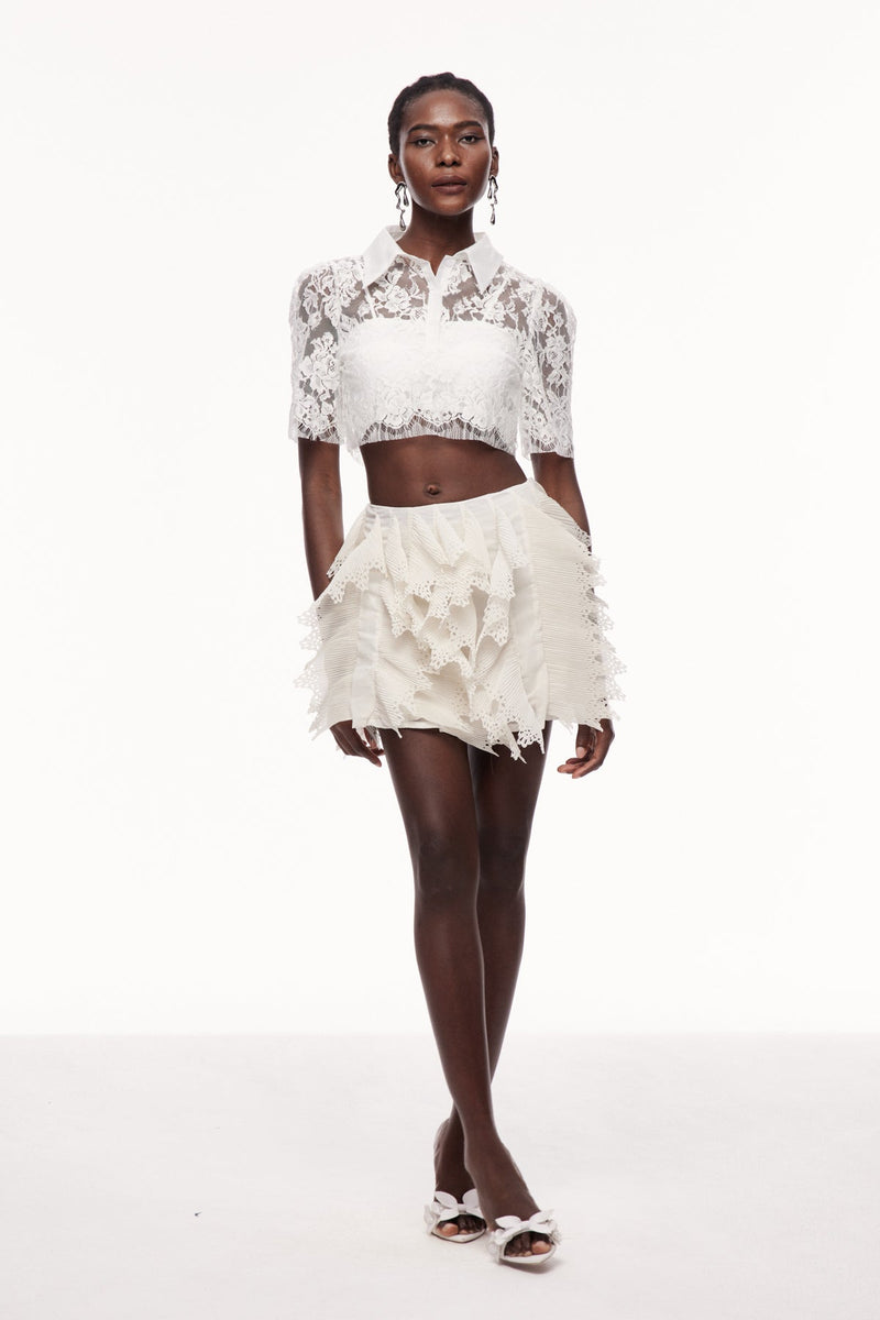 Well Tailored Garment with a Graceful Silhouette