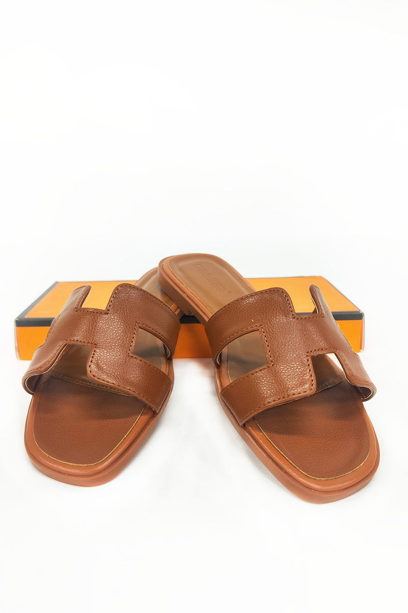 Elegantly Styled Sandals for Everyday Wear