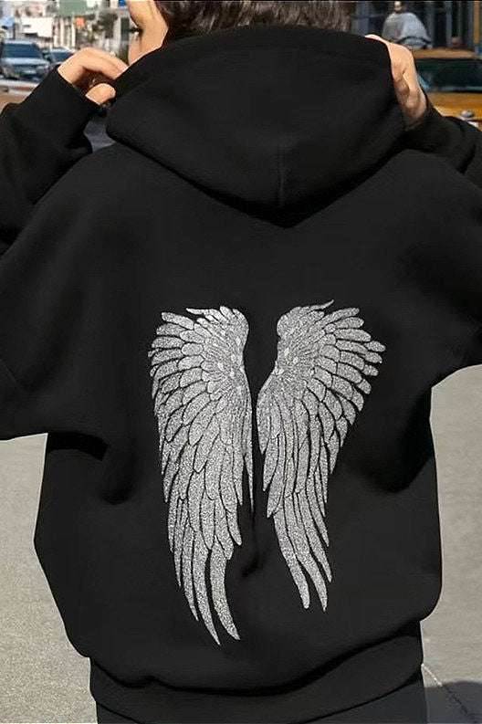 Effortlessly Elegant Garment with a Timeless Design