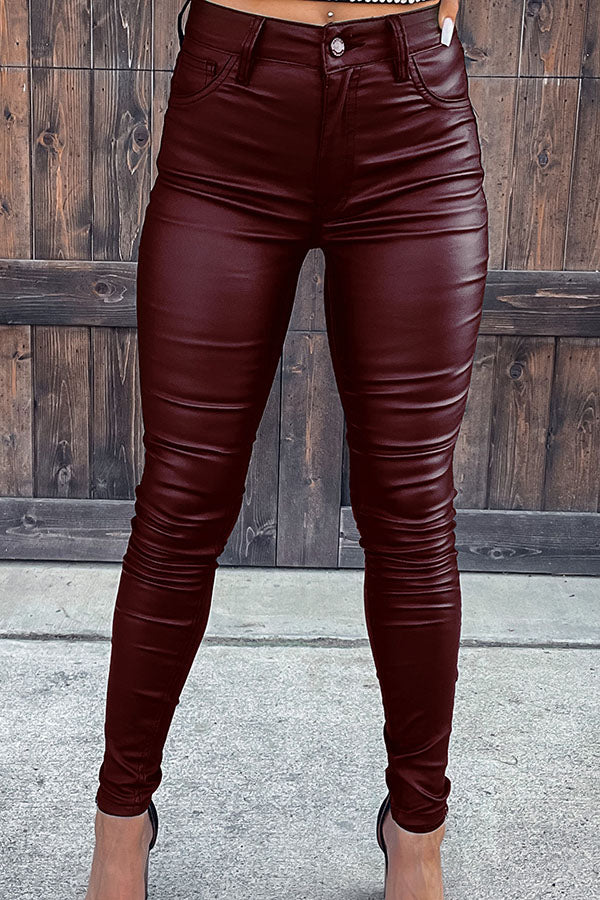 Effortlessly Elegant Garment with a Timeless Design