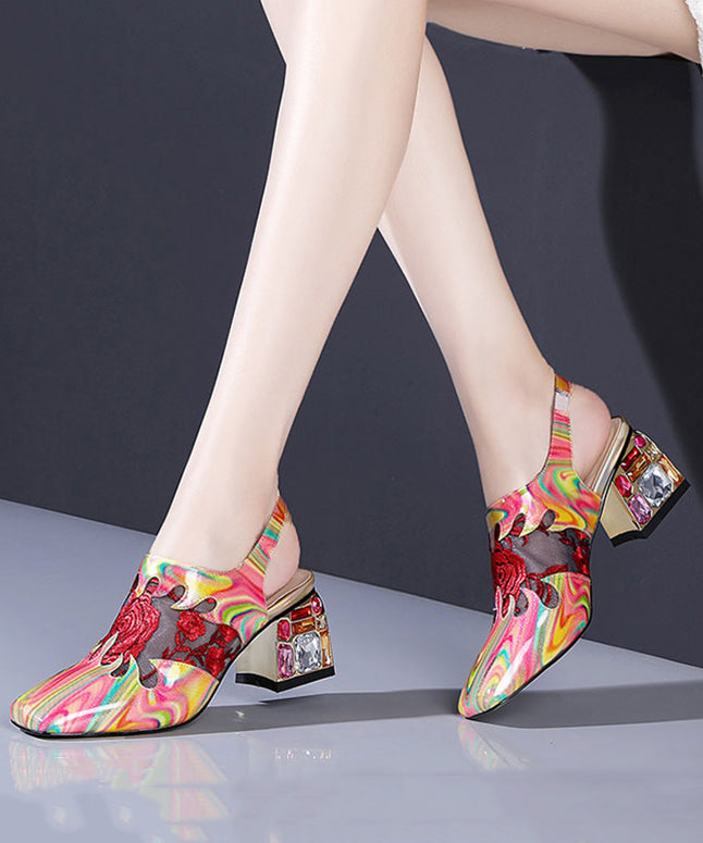 Effortlessly Elegant Heels with a Timeless Design