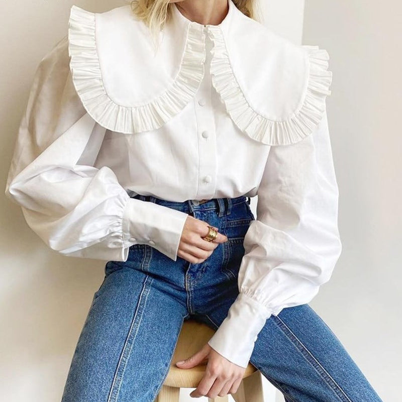 Classic Vintage Blouse with a Flattering Fit