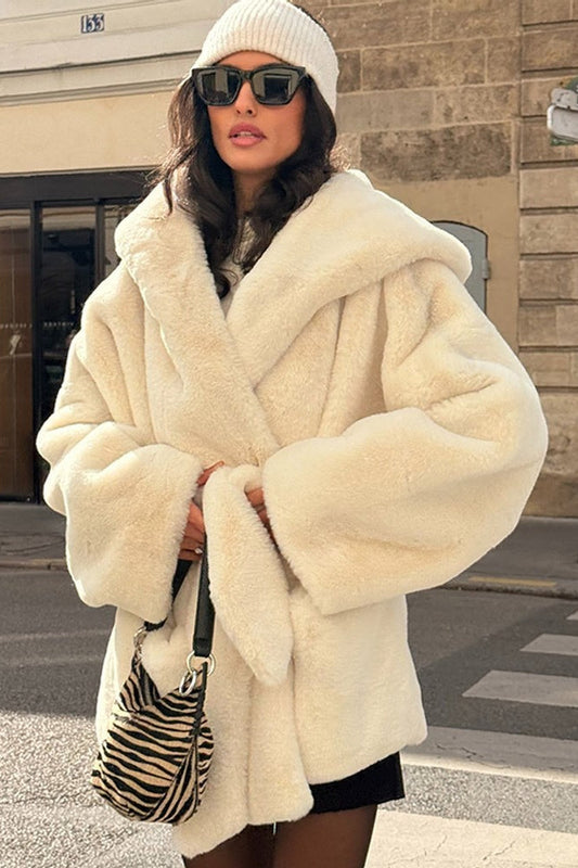 Elegantly Styled Coat for Everyday Wear