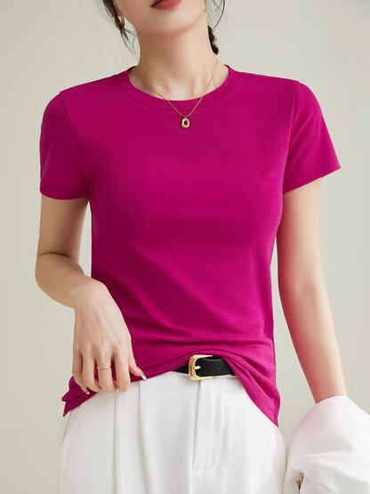 Effortlessly Elegant T-Shirt with a Timeless Design