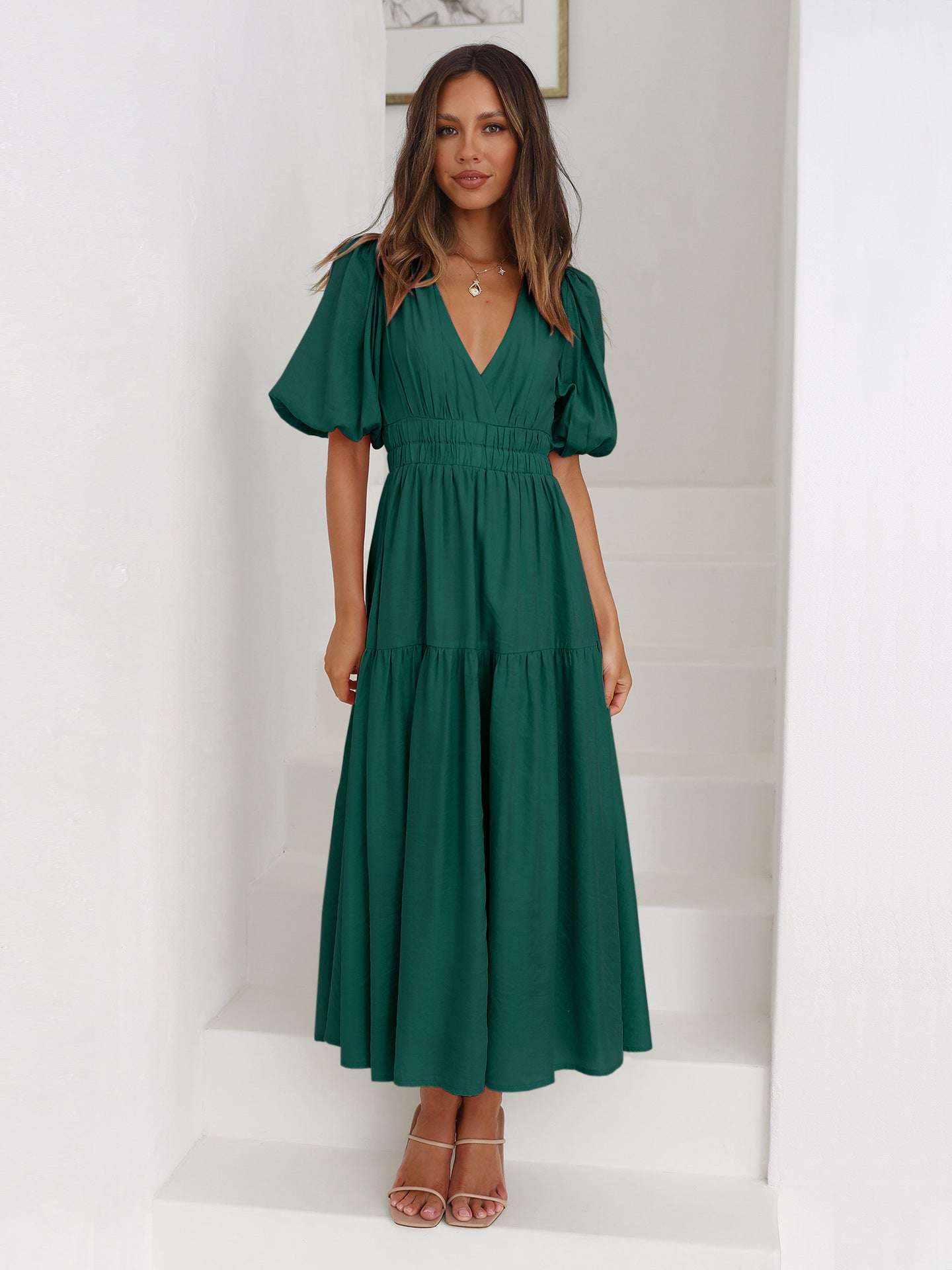 Beautifully Crafted Dress in a Classic Style