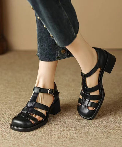 Elegantly Styled Sandals for Everyday Wear