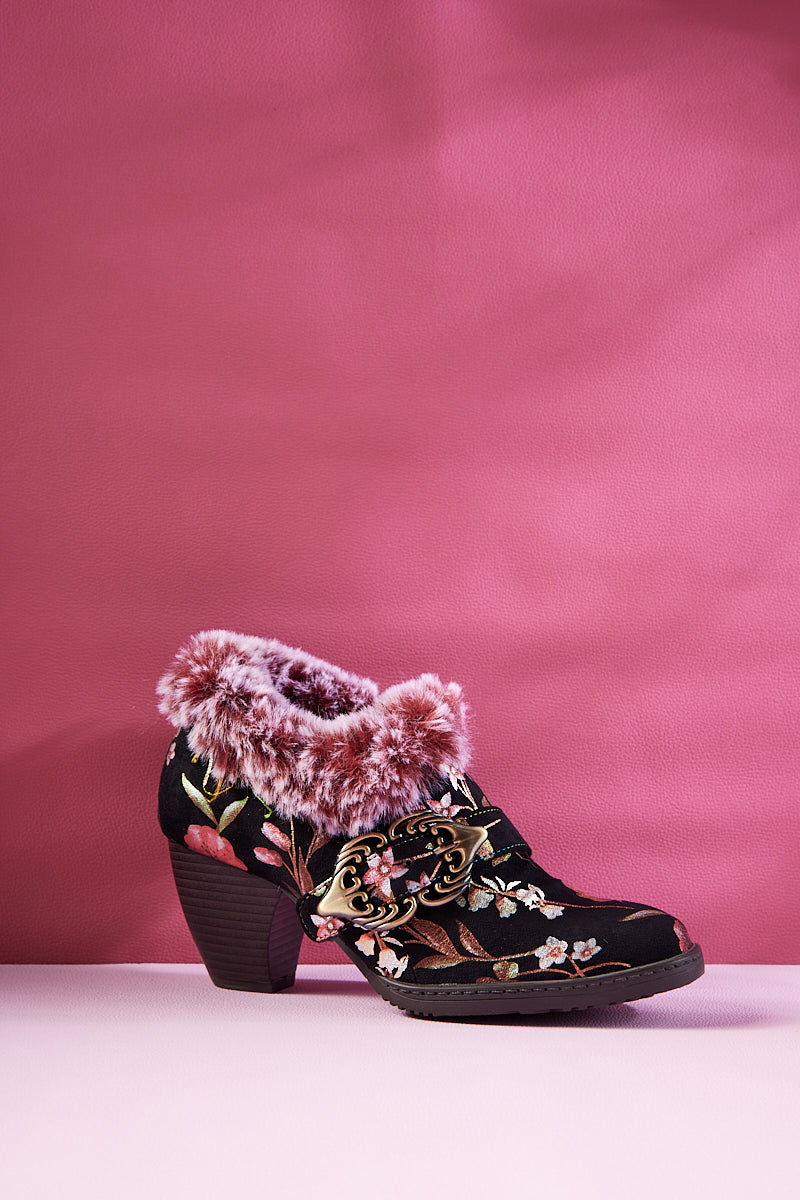 Classic Vintage & Enduringly Stylish Boots