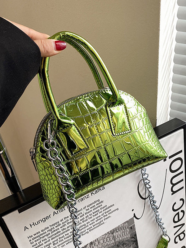 Beautifully Crafted Bag in a Classic Style