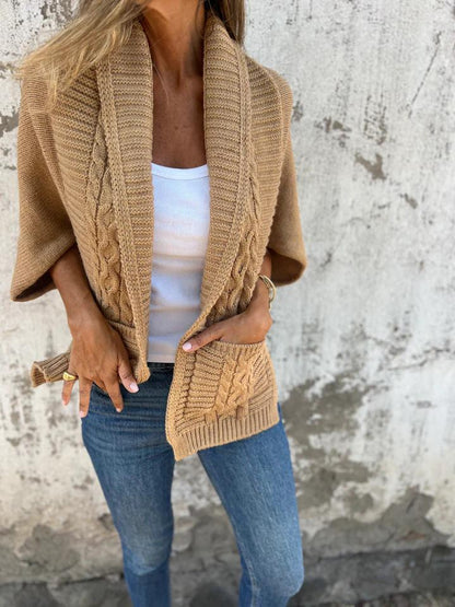 Effortlessly Elegant Cardigan with a Timeless Design