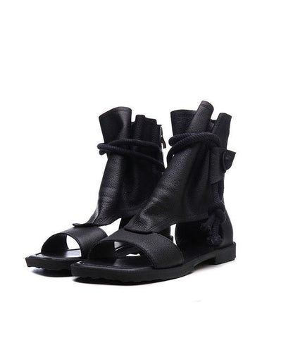 Effortlessly Elegant Sandals with a Timeless Design