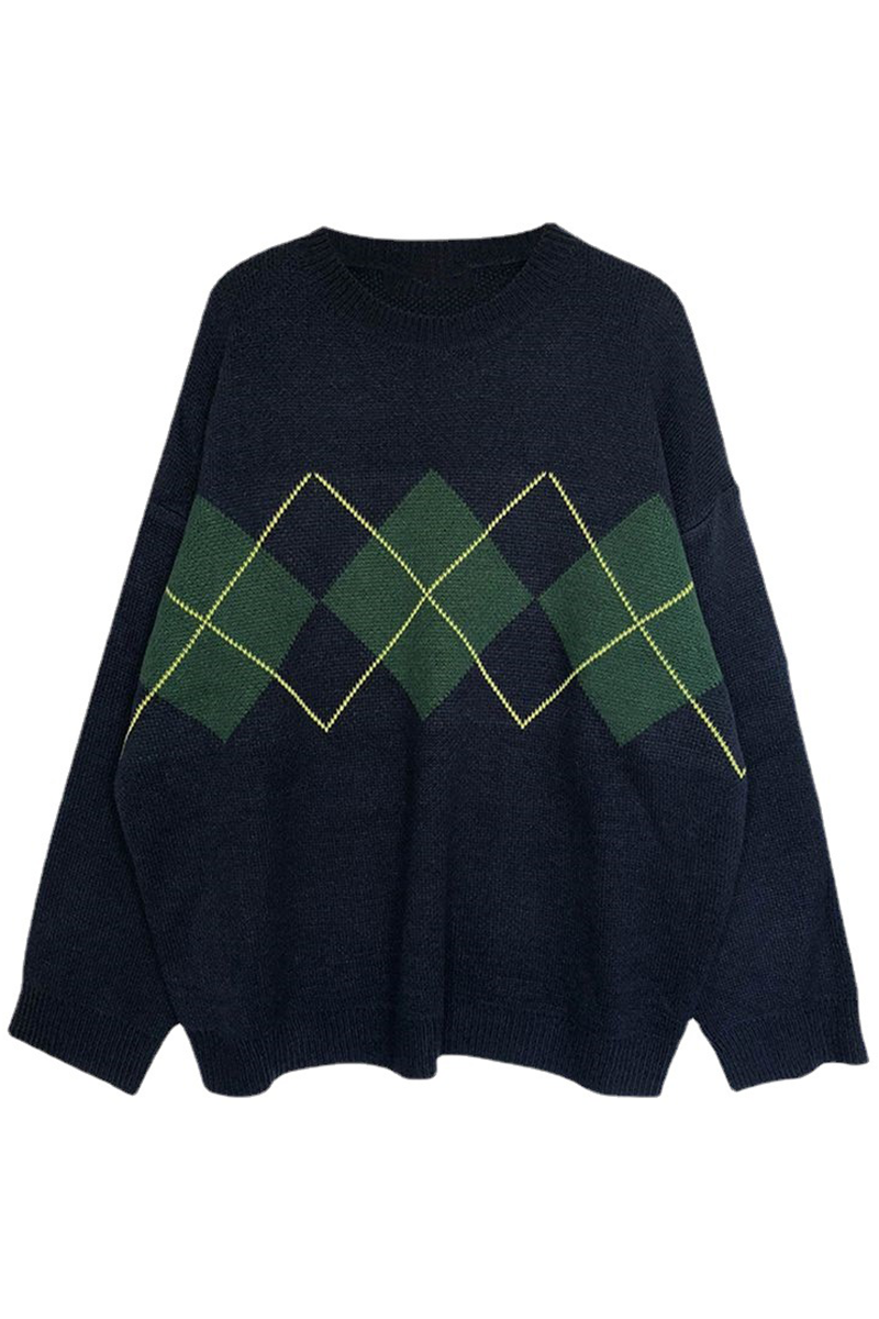Effortlessly Elegant Sweater with a Timeless Design