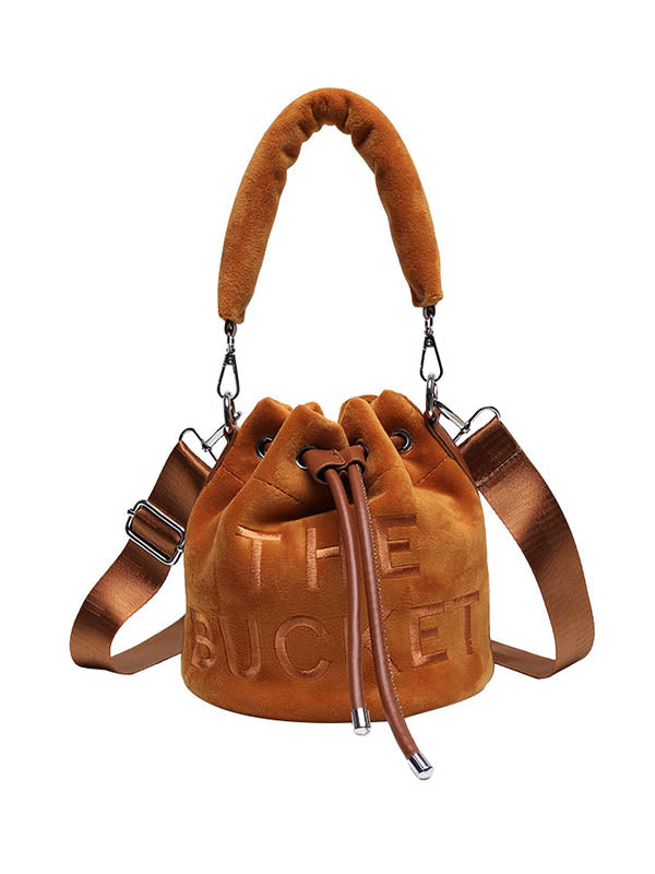 Well Tailored Bag with a Graceful Silhouette