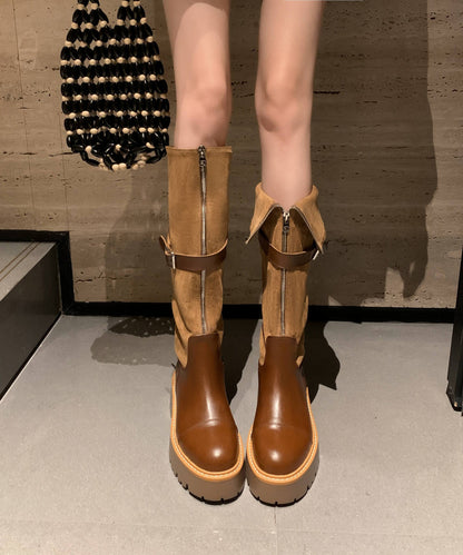 Effortlessly Elegant Boots with a Timeless Design