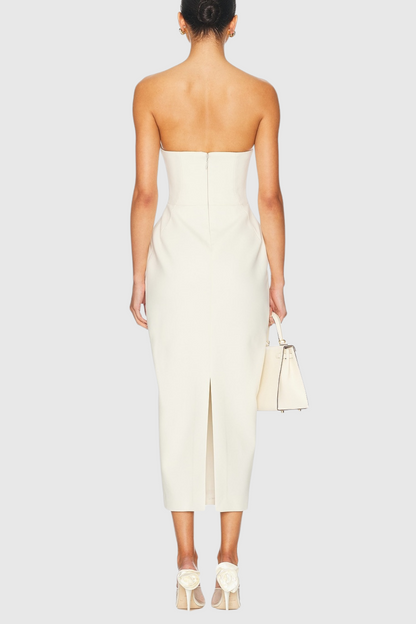 Sophisticated Dress with a Clean Classic Look