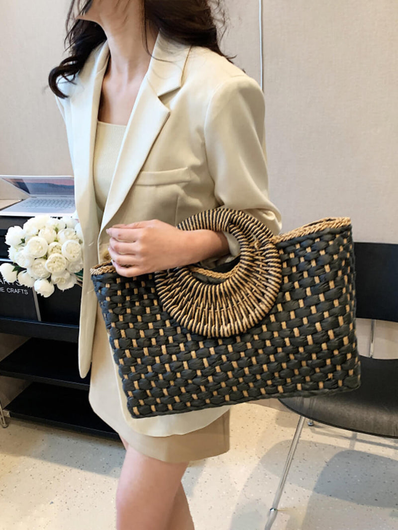 Classic Vintage Bag with a Flattering Fit