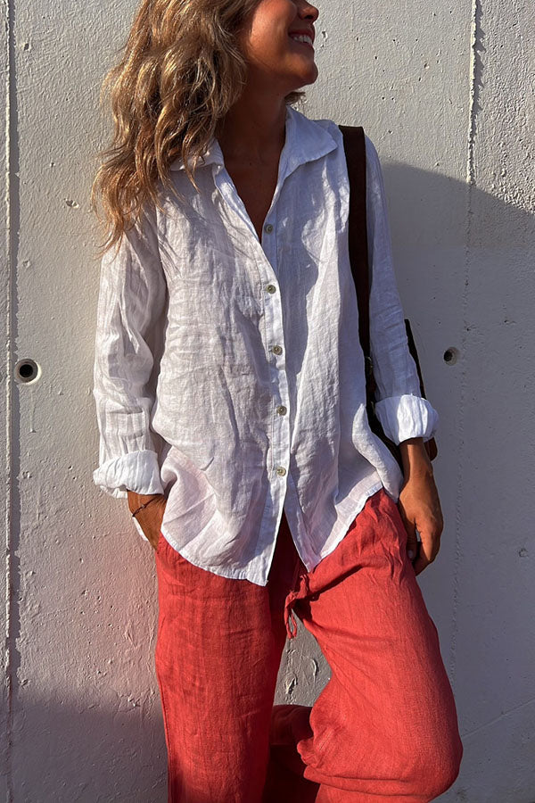 Classic Vintage Blouse with a Flattering Fit
