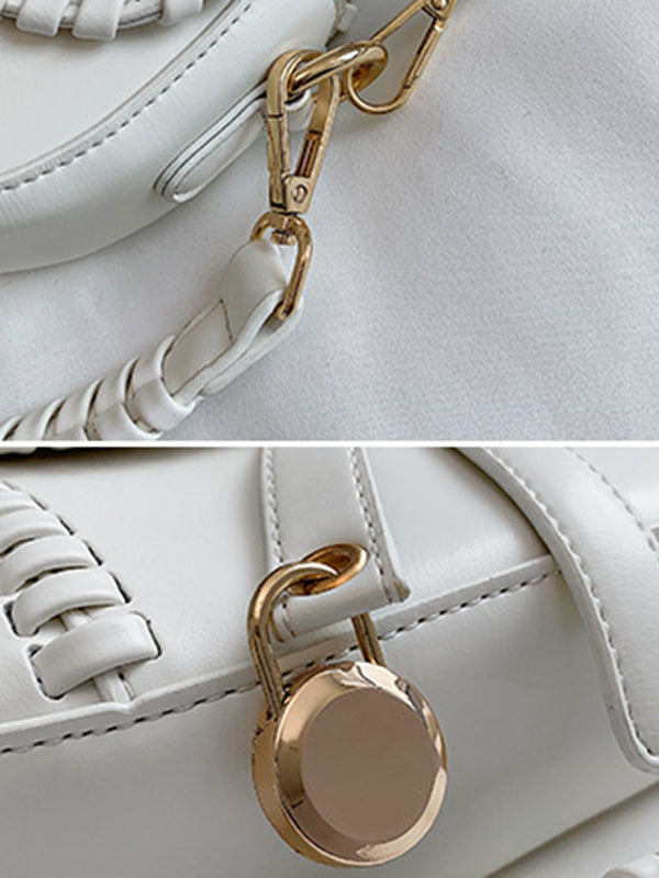 Well Tailored Bag with a Graceful Silhouette