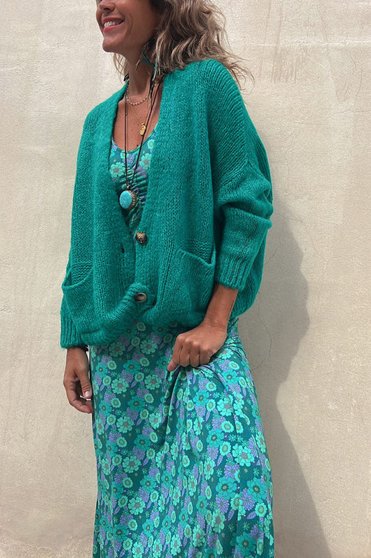 Beautifully Finished Cardigan in a Timeless Design