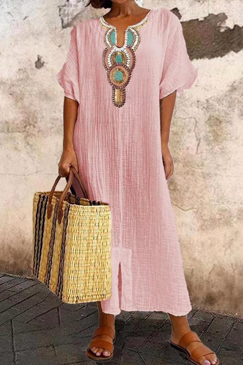 Sophisticated Dress with a Clean Classic Look
