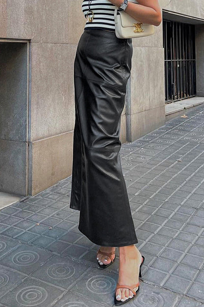 Sophisticated Garment with a Clean Classic Look