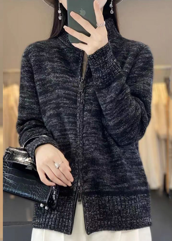 Gracefully Styled Cardigan for Any Occasion