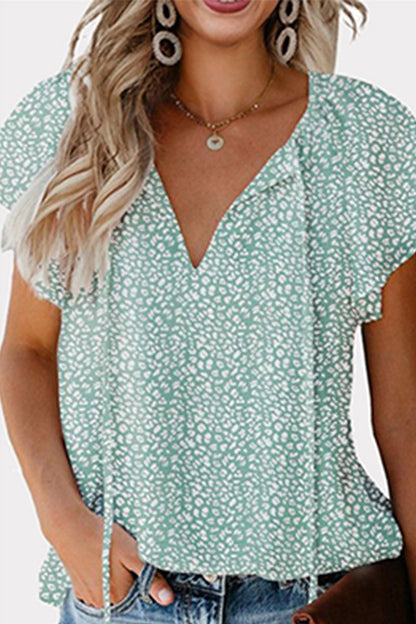Beautifully Crafted Blouse in a Classic Style