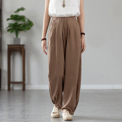 Classic Vintage Trousers with a Flattering Fit