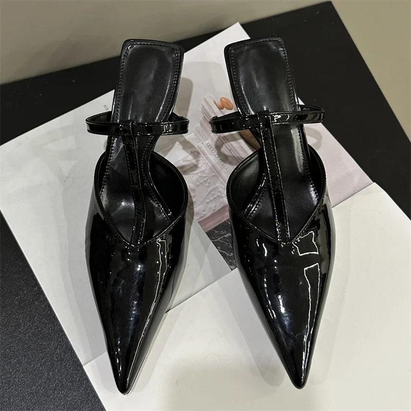 Beautifully Finished Heels in a Timeless Design