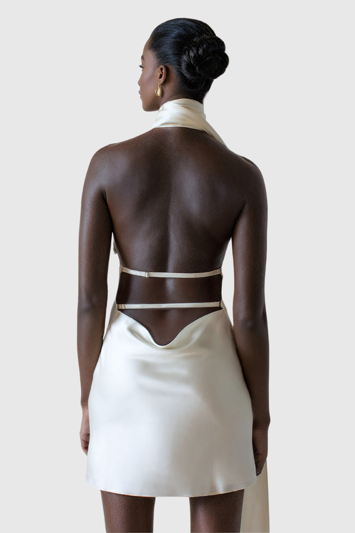 Gracefully Styled Dress for Any Occasion