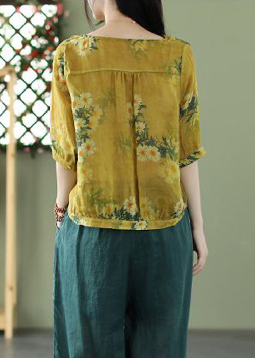A Vintage Style Shirt with Delicate Timeless Details