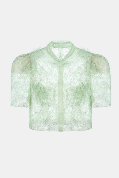 Beautifully Balanced Top with Timeless Character