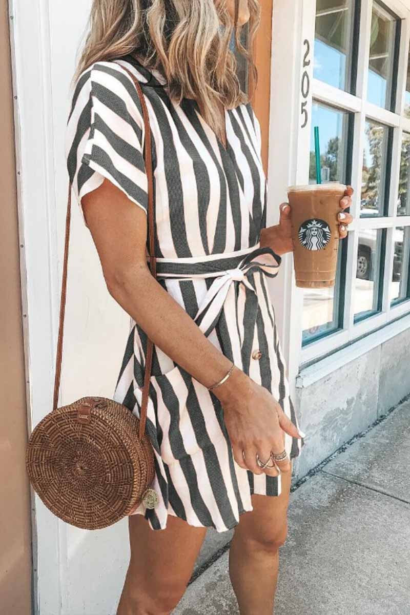 Classic Vintage Dress with a Flattering Fit