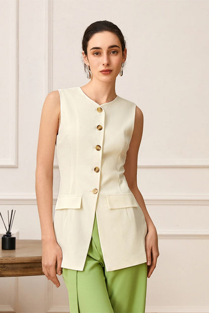 Beautifully Crafted Cardigan in a Classic Style