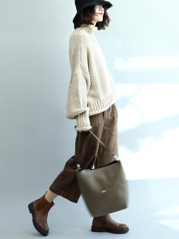 Gracefully Styled Sweater for Any Occasion