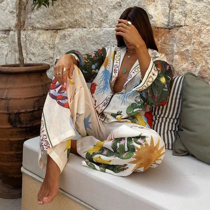 Effortlessly Elegant Pants with a Timeless Design