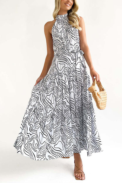 Gracefully Styled Dress for Any Occasion